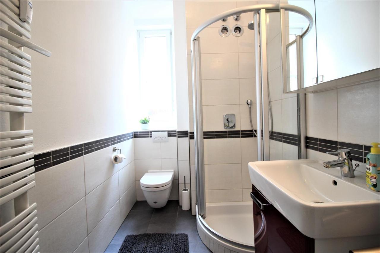 ➤Private Room - Heart Of Downtown With Terrace Würzburg Buitenkant foto