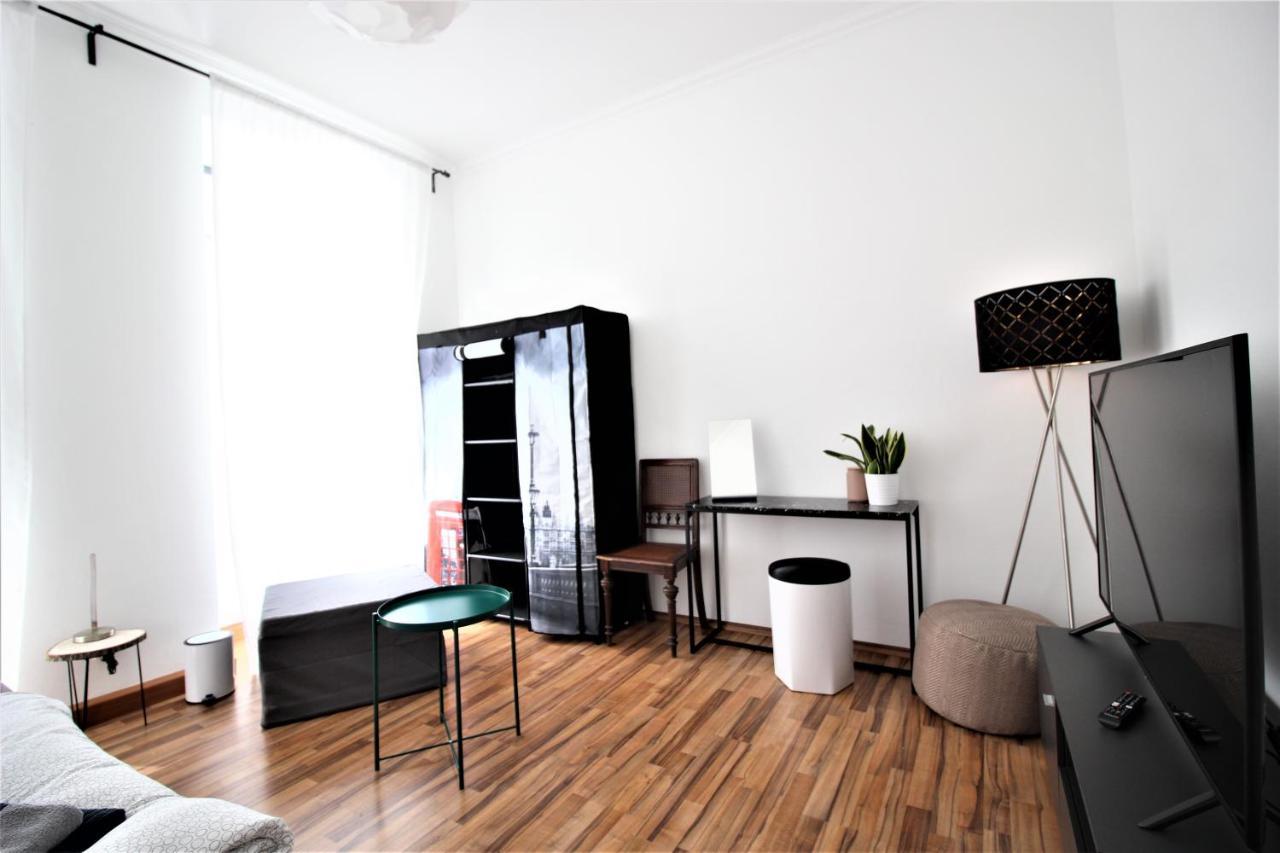 ➤Private Room - Heart Of Downtown With Terrace Würzburg Buitenkant foto